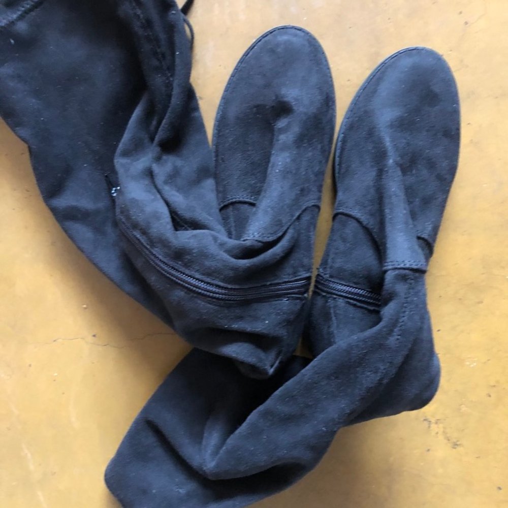 Jessica Simpson Knee High Size 2 Black Suede Boots